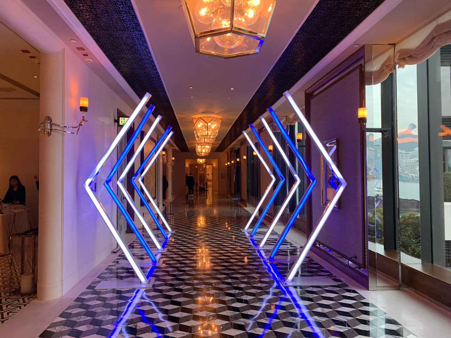 LED 霓虹時光隧道 (括弧)